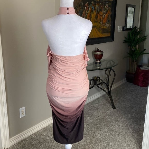 Venus Sand Dune Ombre Stretch Pink Short Sleeve Mini Dress size S - Picture 2 of 6